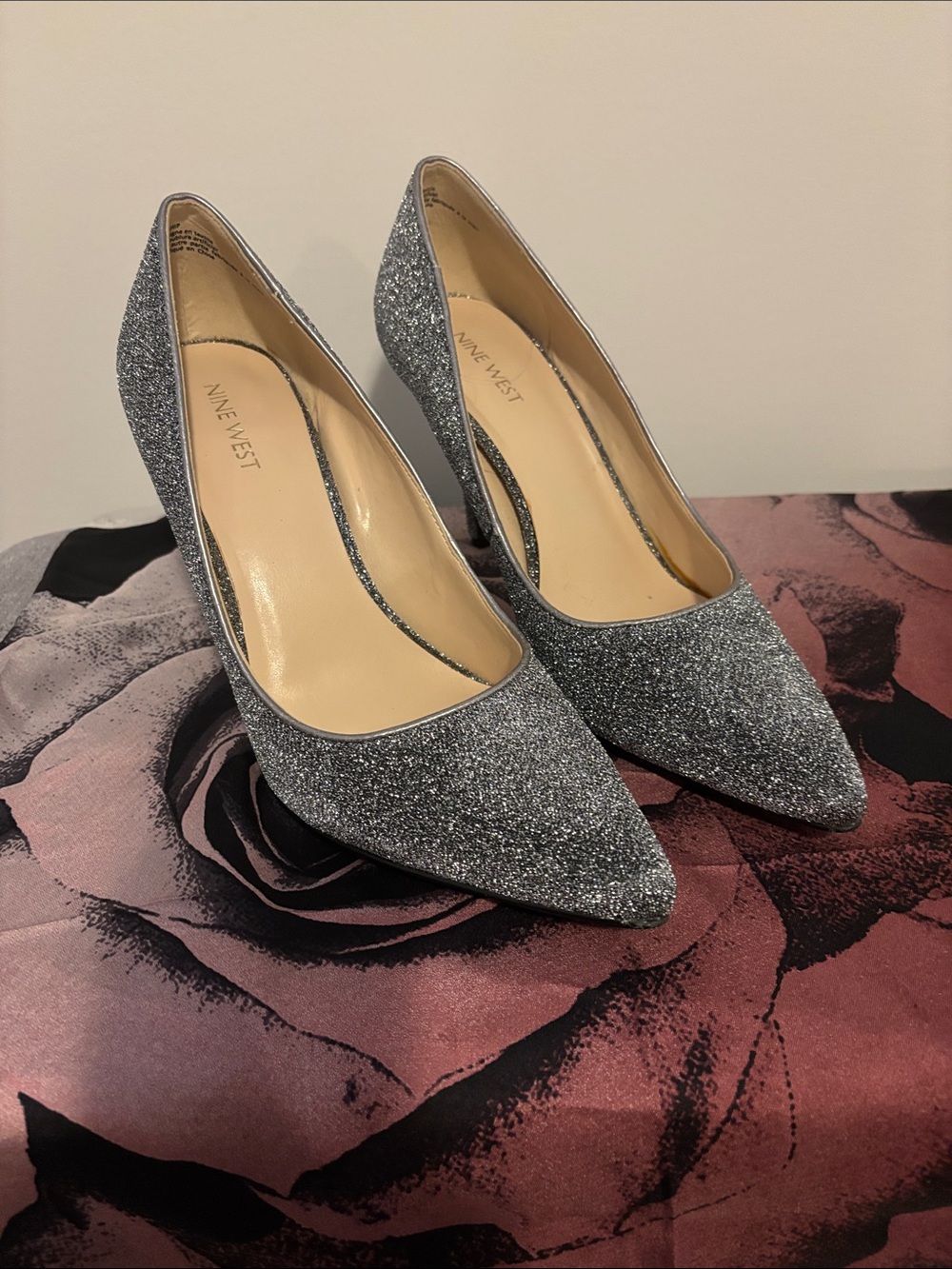 Nine West Silver Glitter Pointed Pumps